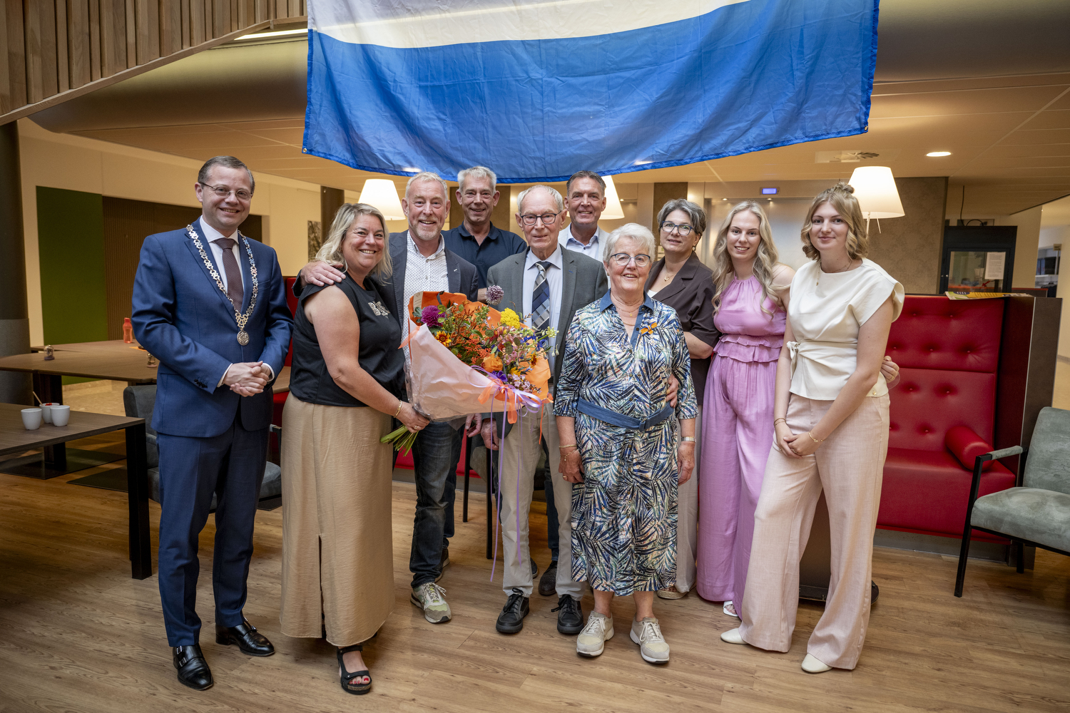 Koninklijke onderscheiding mevrouw Oude Breuil - Luttikholt